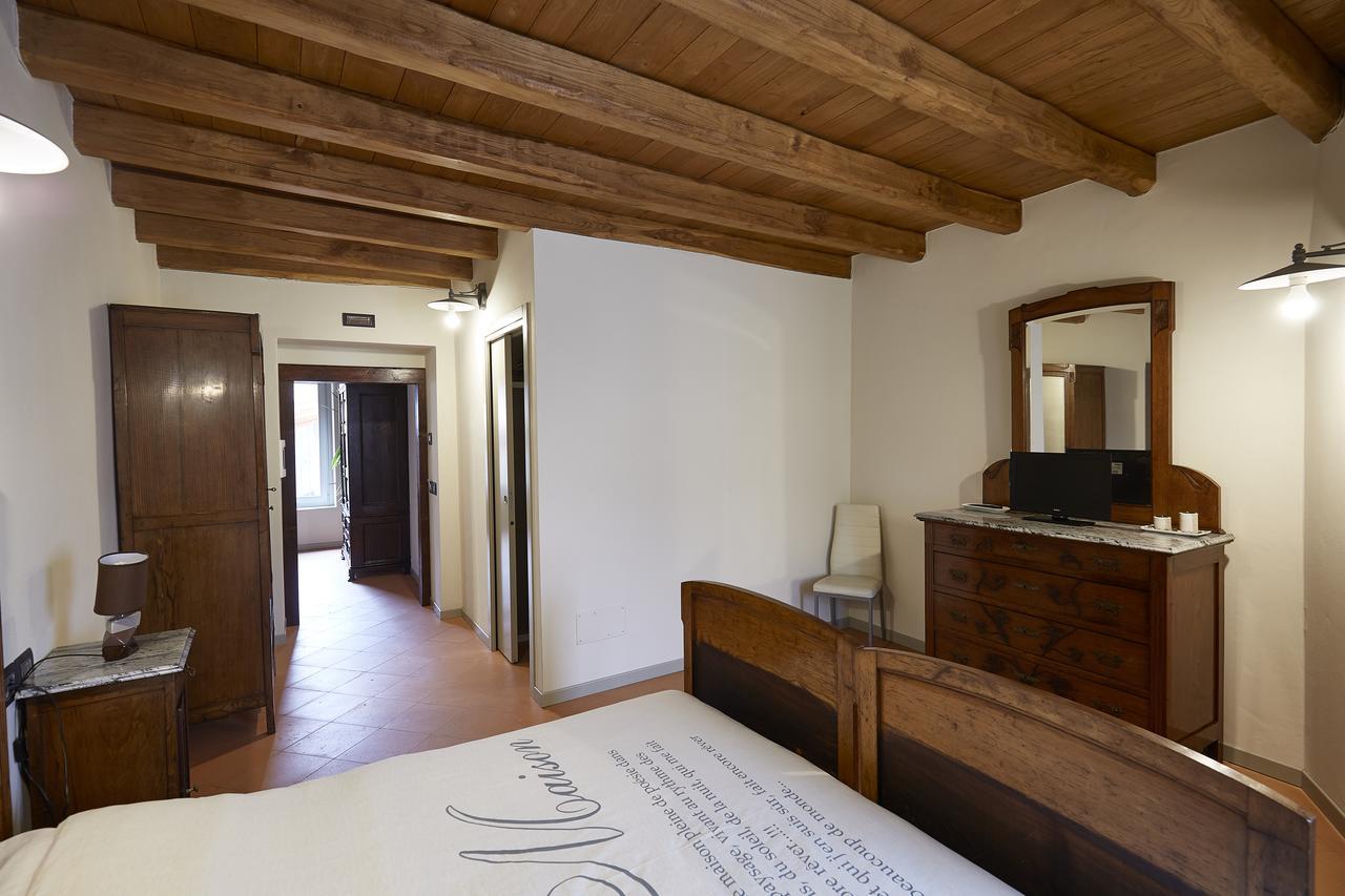 Bed and Breakfast Palazzo Eleonora Monasterolo del Castello Exterior foto
